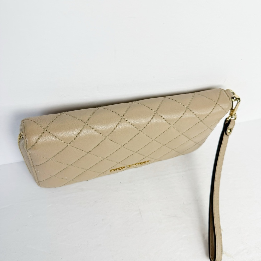 Michael Kors Quilted Leather Jet Set Continental Zip Around Wallet in Bisque - Picture 7 of 8